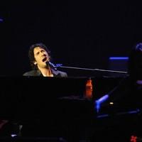 Josh Groban performs live at the Heineken Music Hall | Picture 92755
